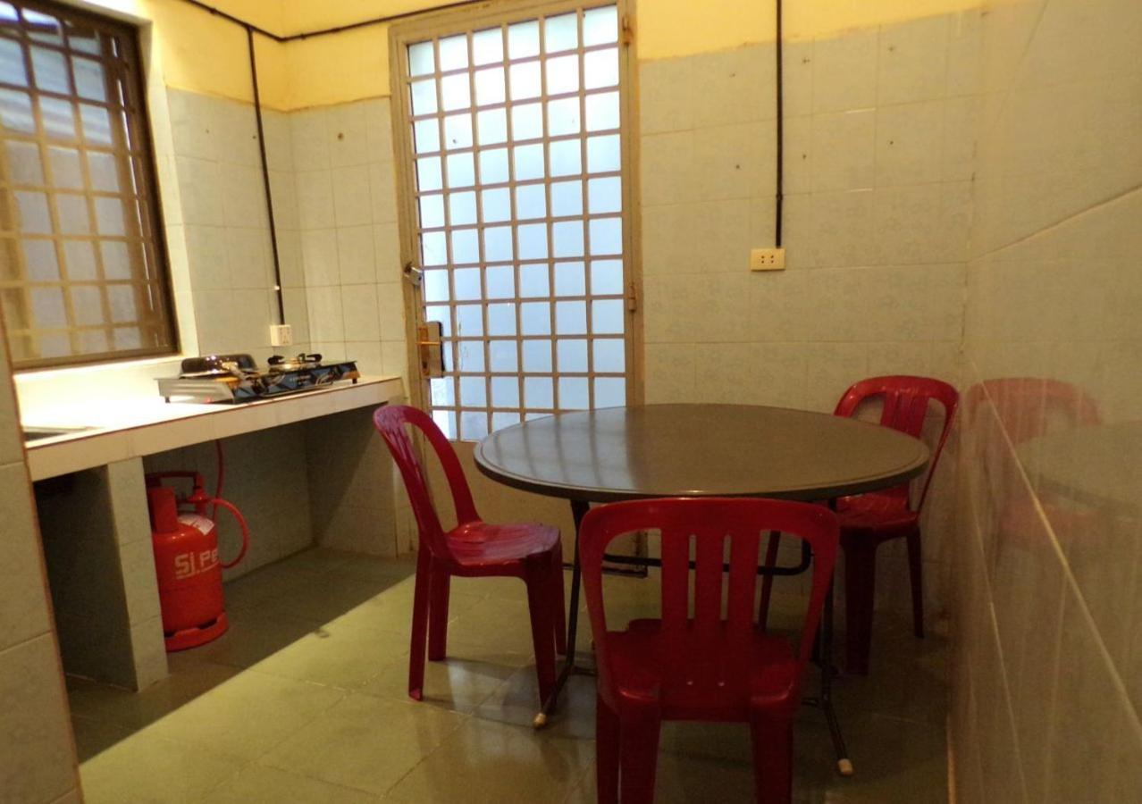 Dimocrata Apartment Phnom Penh Ngoại thất bức ảnh