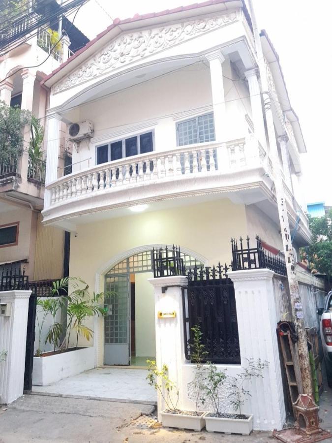 Dimocrata Apartment Phnom Penh Ngoại thất bức ảnh